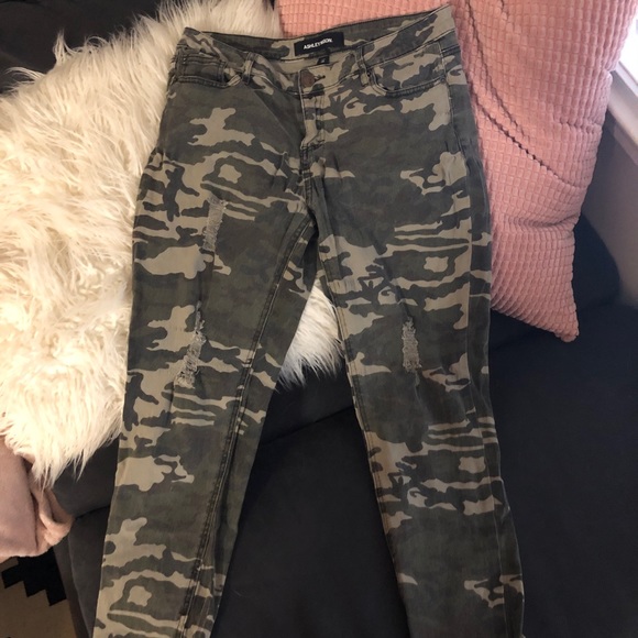 ashley mason camo pants